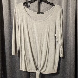 Kim & Cami Light Gray Tie-Front Scoop Neck Tunic